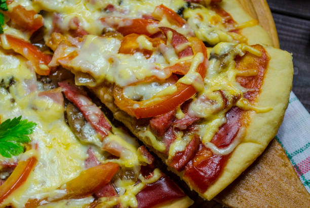 istock pizza Italian home cooking 938823550