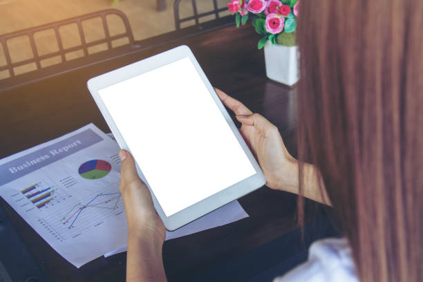 istock Teenage freelance working business on tablet. 938906926