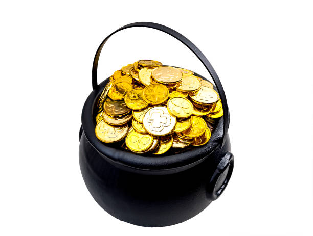 istock Pot of gold isolated on white with clipping path cutout 938976480