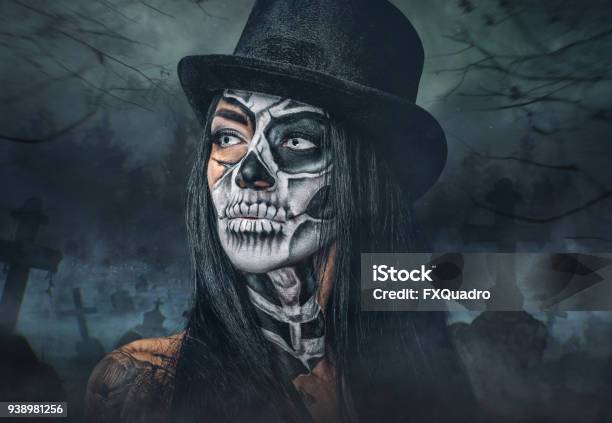 A Woman With Painted Skull Face Stock Photo - Download Image Now - Top Hat, Women, Adult