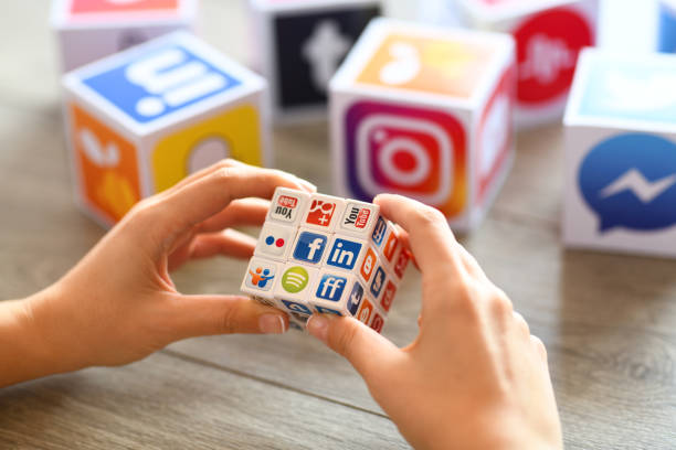 sześcian puzzle mediów społecznościowych - business facebook puzzle cube strategy zdjęcia i obrazy z banku zdjęć