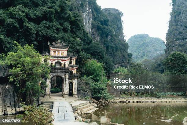 Bich Dong Pagoda Chùa Bích Động Stock Photo - Download Image Now - Huế, Vietnam, Hanoi