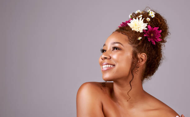 Hair Trends Say It Flowers Stock Photo - Download Image Now - Women,  African Ethnicity, One Woman Only - iStock