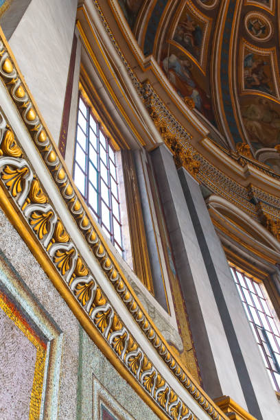 istock Saint Paul's Cathedral cupola roof arch. 939145078