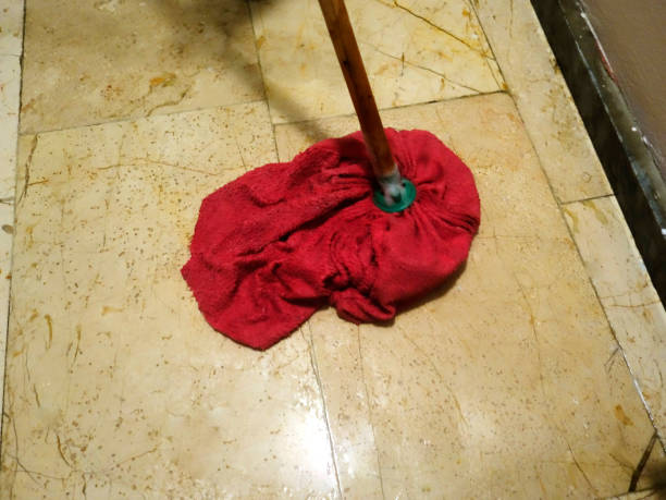 istock Cleaning floor, red, place ,cleaning, 939188394