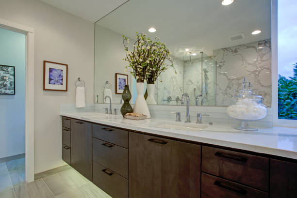 istock White and gray calcutta marble bathroom design 939284072