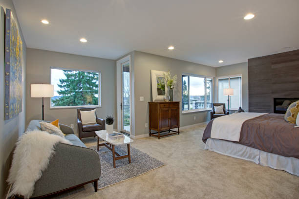 istock Upstairs stunning master bedroom with reading nook 939287824
