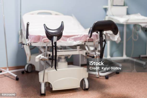 Empty Delivery Room In The Maternity Ward Stock Photo - Download Image Now - Labor - Childbirth, Domestic Room, Hospital