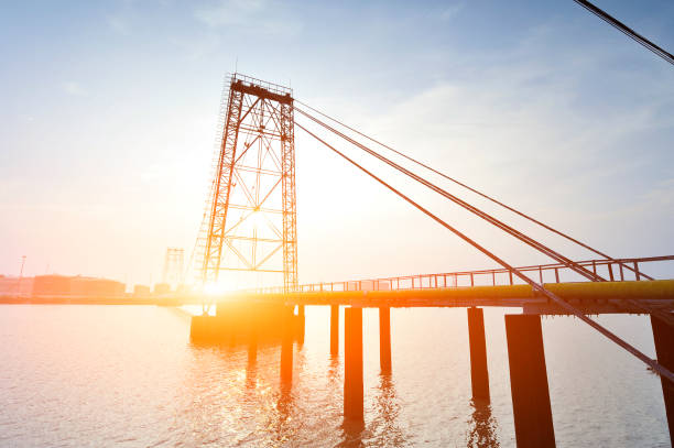 istock The pipe and valve oil fields 939338312
