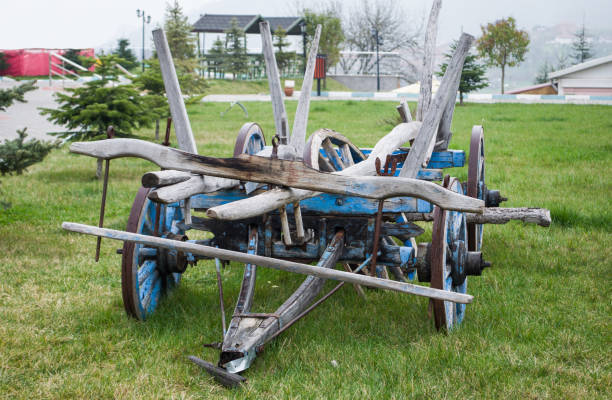 istock Old wooden cart 939349428