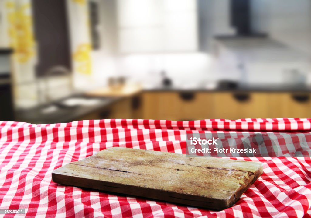 Table Is Empty Empty Table Background Stock Photo - Download Image Now - Advertisement ...