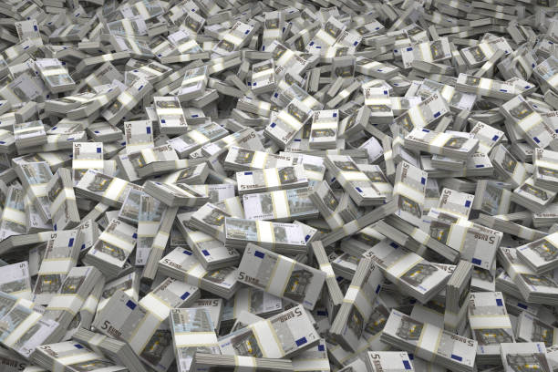 istock Money Pile Bundles of €5 Euro Notes 939377426