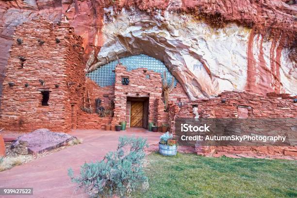 Moqui Cave Anasazi Hopi Tribe Food Shelter Near Kanab Utah Stock Photo - Download Image Now
