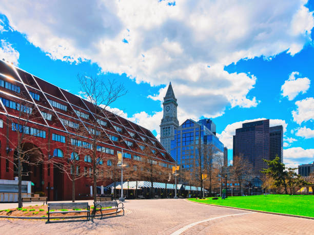 istock Custom House Tower and Long Wharf at Boston 939505746