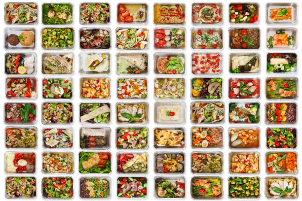 istock Set of take away food boxes at white background 939557422