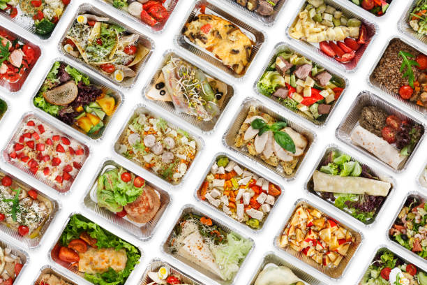 istock Set of take away food boxes at white background 939559516