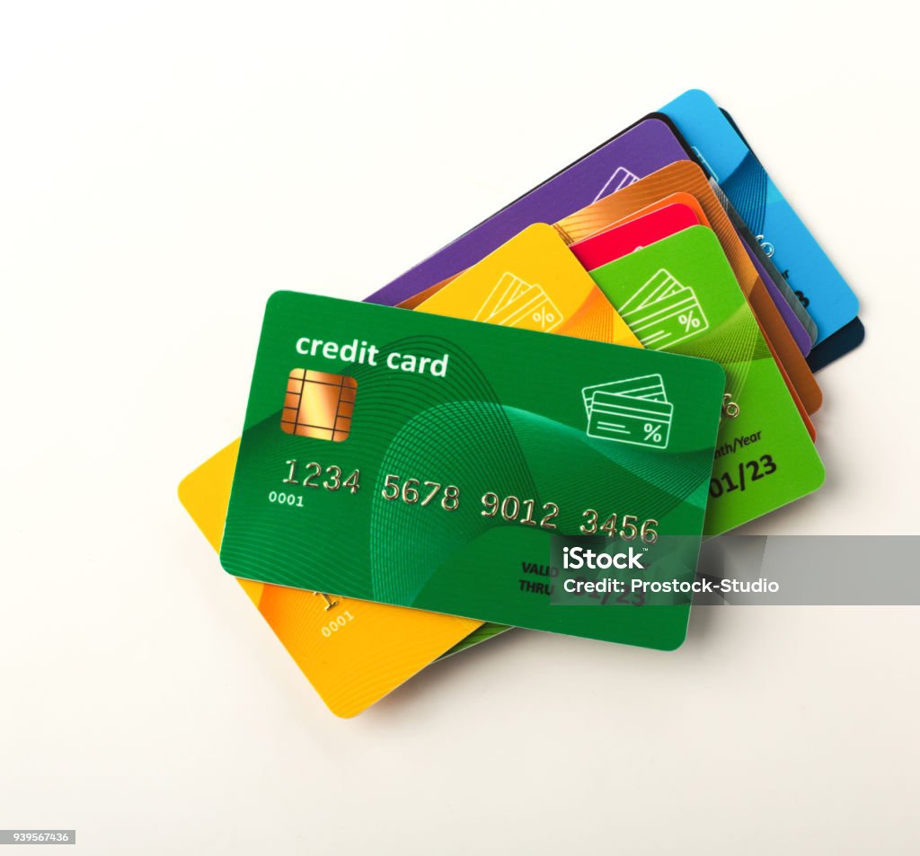 Collection de cartes de crédit colorés isolé - Photo de Carte de crédit libre de droits