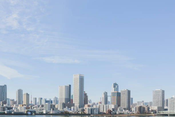 urban landscape of tokyo - clear sky built structure apartment sky imagens e fotografias de stock