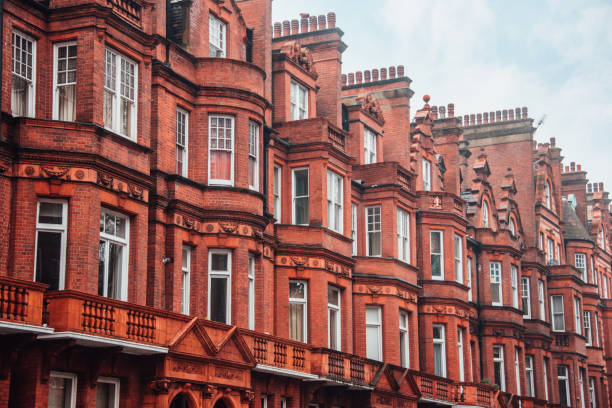 istock Apartment buildings in London 939586688