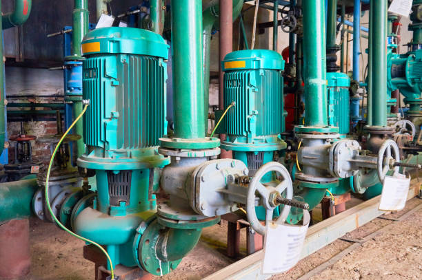 istock The Group pumps at the water pipe. 939596960