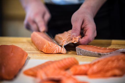 Handwork Slicing Fresh Salmon