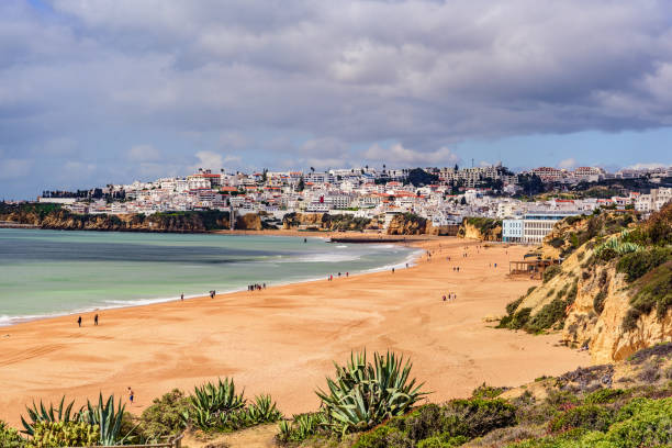 istock The Algarve Coast, Portugal 939705808