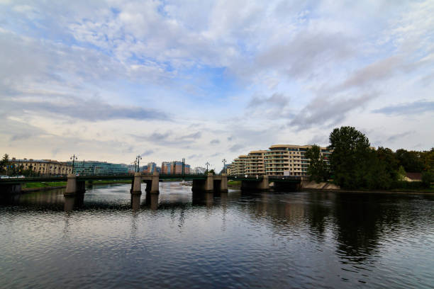 istock Bolshoy Krestovskiy bridge 939761714