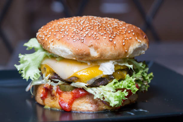 istock close up of tasty classic burger 939829604