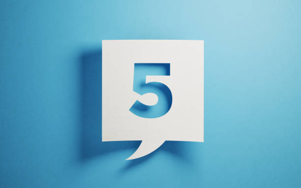 White Chat Bubble On Blue Background White chat bubble on  blue background. Number five writes on chat bubble. Horizontal composition with copy space. number 5 photos stock pictures, royalty-free photos & images