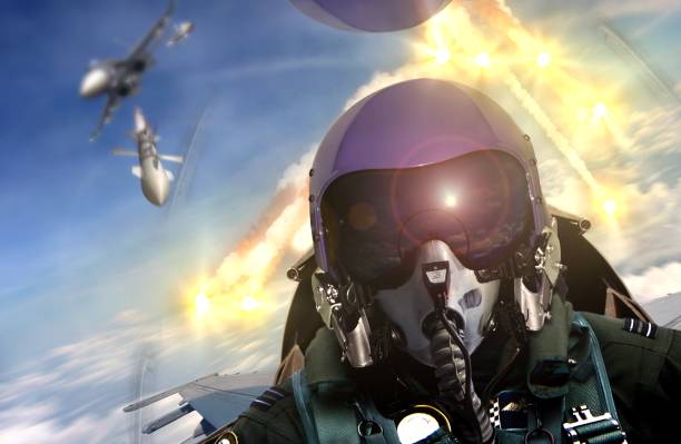 vista da cabine do piloto durante o combate ar-ar - fighter plane military airplane air force military - fotografias e filmes do acervo
