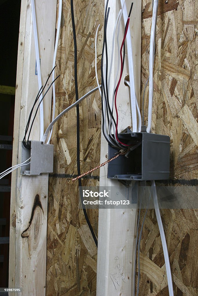 Dos cajas de interruptores eléctricos de nueva construcción - Foto de stock de Aislante libre de derechos