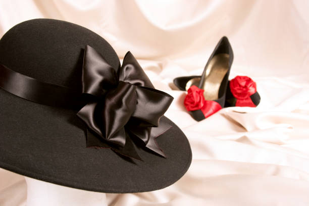 istock Ladies dress hat and shoes 93987695