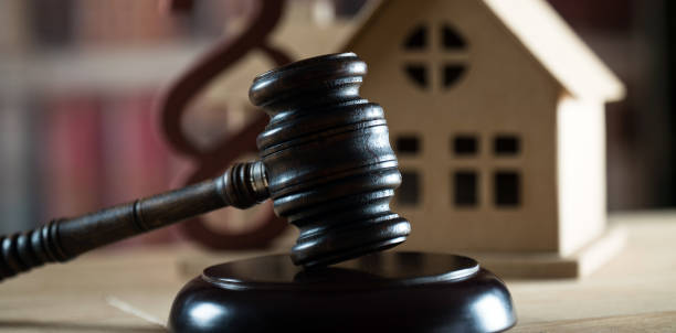 istock Auction, Law, House. 939981746