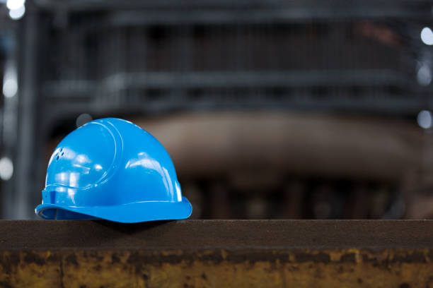 casque de chantier bleu - blue helmet stock-fotos und bilder
