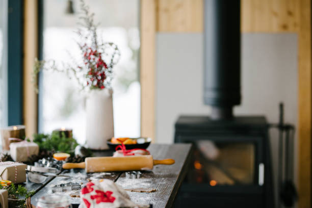 istock Christmas backgrounds - living room still life 940002068