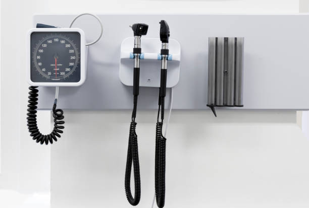 istock Wall mounted medical equipment 940039200