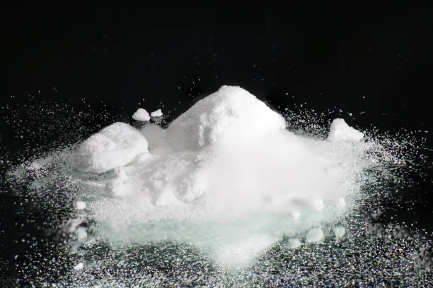 istock Chemical powder from the chemistry 940124378