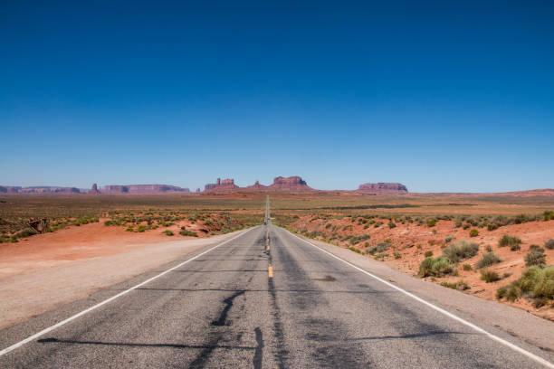 istock Monument Valley, United States 940128392