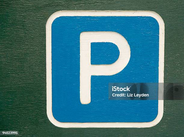 Parkschild Stockfoto und mehr Bilder von Blau - Blau, Buchstabe P, Cremefarbig