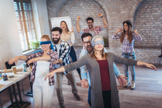 istock Business people play a game of trust 940241080