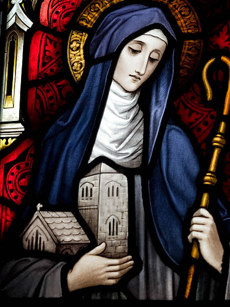 saint brigid de kildare - spirituality stained glass art glass - fotografias e filmes do acervo