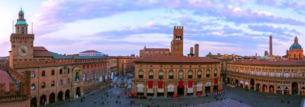istock Panoramic view of piazza Maggiore - Bologna 940290134