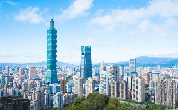istock morning taipei city 940403040