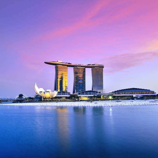 シンガポールのマリーナ ・ ベイ - marina bay sands hotel architecture asia travel destinations ストックフォトと画像