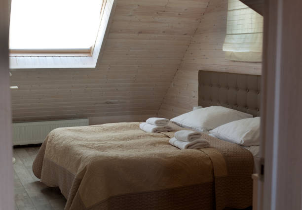 istock Vacation home made of logs 940437134