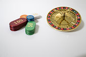 casino-spiele-roulette-und-pommes-frites.jpg?b=1&s=170x170&k=20&c=A_vP_ZEwIB9s0uOPmpcehbGlX2JF54OfUohVAq2uHdE=