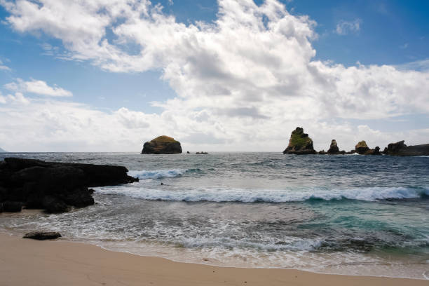 istock Point of Castles beach, Guadeloupe 940522220