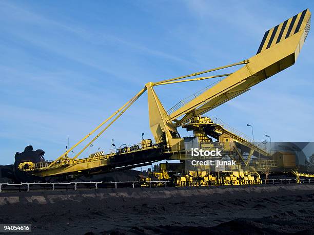 Reclaimer Kieszeni - zdjęcia stockowe i więcej obrazów Bez ludzi - Bez ludzi, Ciężki, Czarny kolor