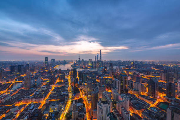 istock skyline of Shanghai bund and Lujiazui 940568936