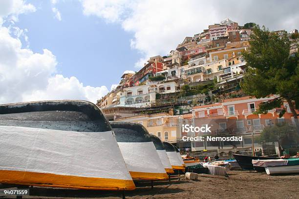 Strand Von Positano Stockfoto und mehr Bilder von Amalfi - Amalfi, Amalfiküste, Anhöhe